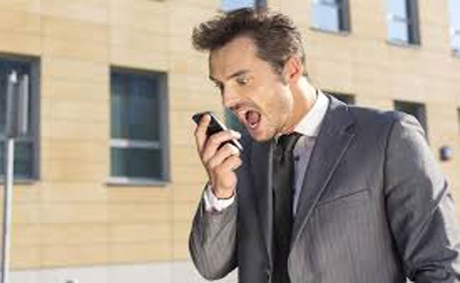 لماذا تتأثر رغبة المرأة الجنسيّة بالضغوطات المهنيّة؟