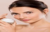 قولي وداعاً لجفاف البشرة والتجاعيد مع حمض الهيالورونيك!