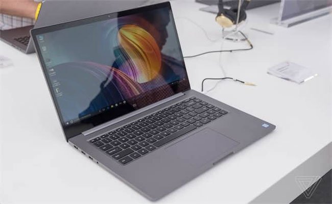 Xiaomi تخطط لمنافسة الماك بوك برو من أبل مع حاسوبها المحمول الجديد