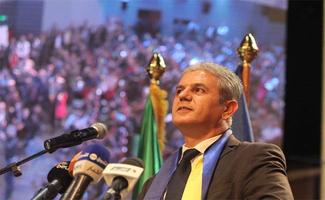 بلعباس : كان حزب التجمع من أجل الثقافة والديمقراطية سباقا للدعوة لتطبيق المادة 102 من الدستور