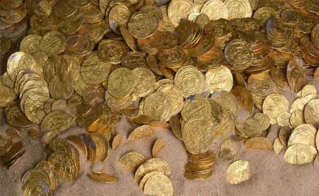الإطاحة بشبكة إجرامية تتاجر في الآثار و استرجاع أكثر من 500 قطعة أثرية بالطارف