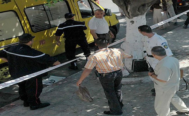 أثناء دفاع شاب عن أخيه تلقى طعنات في قلبه أسقطته قتيلا بالجلفة!