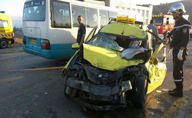 مجزرة مرورية بالييض تخلف مقتل 4 أشخاص