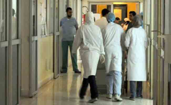 موت أم رفقة جنينها بمستشفى تيغنيف في معسكر و العائلة تتهم الطاقم الطبي بالتقصير والإهمال