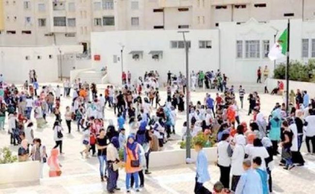 معلم يقتل تلميذا عن طريق الخطأ بالبويرة !