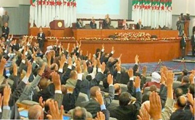 المصادقة بالأغلبية على مخطط عمل الحكومة
