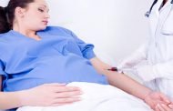 لهذه الأسباب لا تهملي فحص ما بعد الولادة!