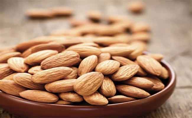 وصفات طبيعية باللوز لتعزيز جمالك