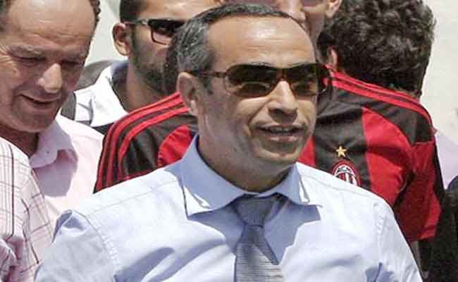 أزمة بين ربوح واللاعبين