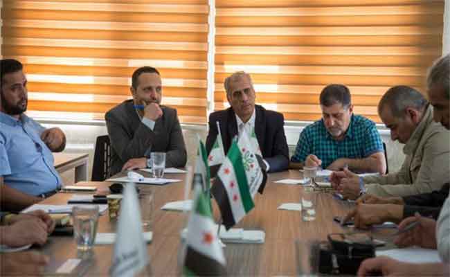 رئيس الحكومة السورية المؤقتة: عملنا داخل البلاد بعيد عن السياسة