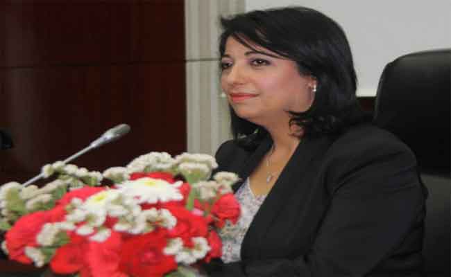 زرواطي تدعو إلى ضرورة ترسيخ الثقافة البيئية لدى الناشئة والاستثمار في العامل البشري للمحافظة على البيئة