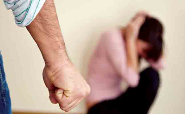 تسجيل أكثر من 7500 امرأة تعرضت للعنف في الجزائرخلال 9 أشهر