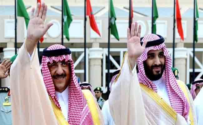 تقرير فرنسي يؤكد: بن سلمان أقرب من أي وقت مضى لخلافة والده