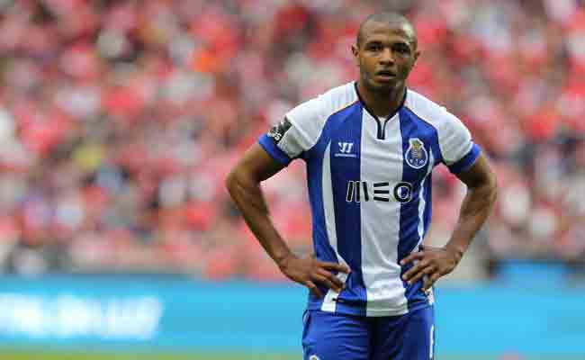 براهيمي مرشح لجائزة أفضل لاعب افريقي