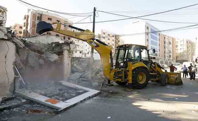 جرافات بلدية الظهرة بالشلف تهدم 18 مسكنا فوضويا تم تشيدهم فوق قلعة رومانية