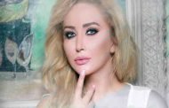 رجاء قصابني تحتفل بعيد استقلال بلدها ب