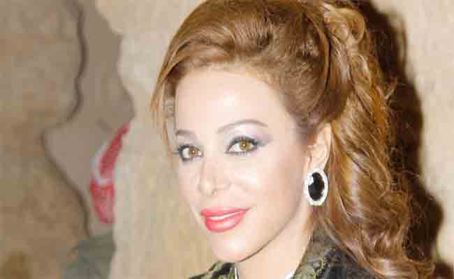 سوزان نجم الدين تتوج بلقب سفيرة التسامح و السلام للعام 2017