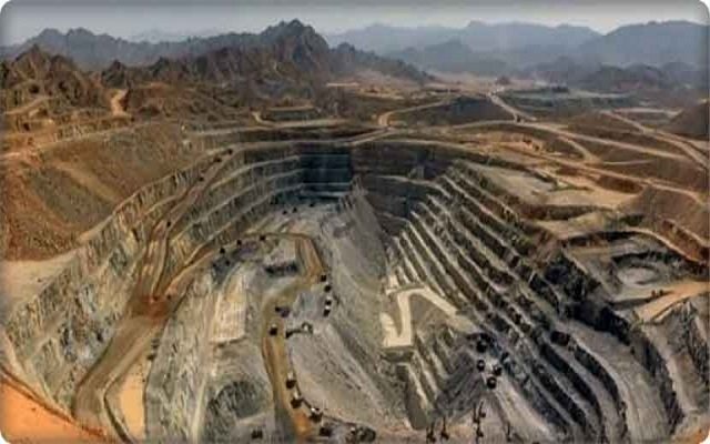 في مصر صباحكم عسل الذهب وصل