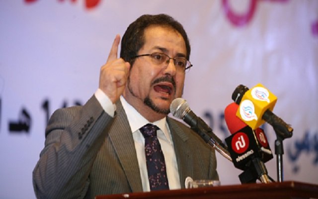 مناصرة يقصف ولد عباس
