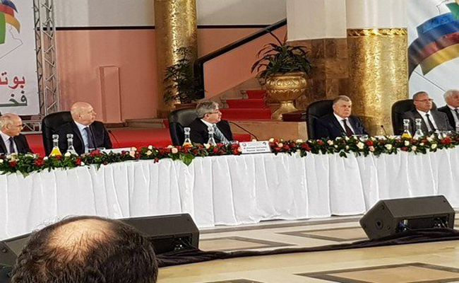 انعقاد اجتماع الثلاثية حول ميثاق شراكة الشركات