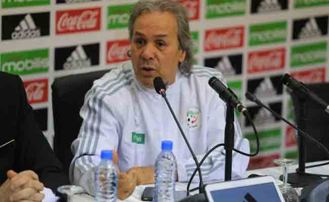 المحليون يقابلون منتخب الإمارات بدبي