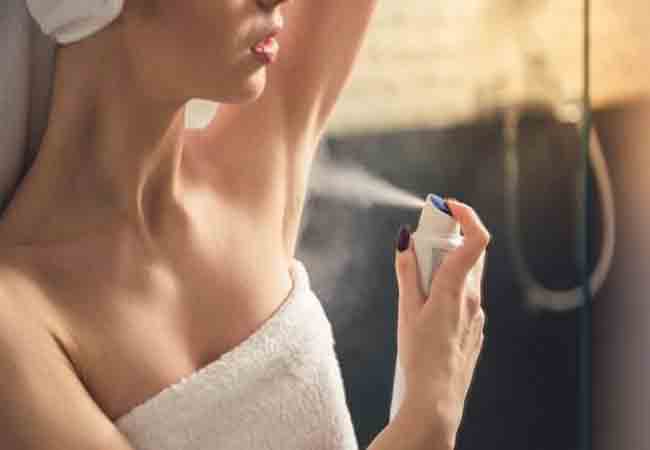 هل يمكن لمزيلات الرائحة و مضادات التعرق ان تسبب سرطان الثدي ؟