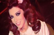 سميرة سعيد تتلقى تمثال لها من محبيها بمناسبة عيد ميلادها