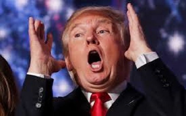 ترامب يتراجع عن تصريحاته ويقول إنه يريد أن يأتي المهاجرين من كل مكان لأمريكا