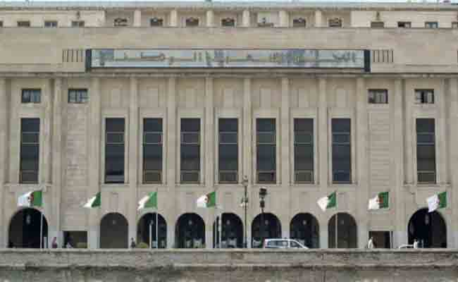دراسة التعديلات المقترحة على مشروع القانون المتعلق بالتجارة الالكترونية