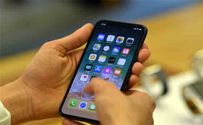 بعض هواتف أي فون X تعاني من مشكلة في تلقي المكالمات