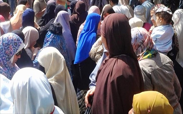 بعد 40 يومًا على زواجها سيدة تطلب الطلاق بسبب شاورما
