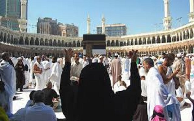 من أمريكا كاتبة مصرية التحرش الجنسي موجود بالحج