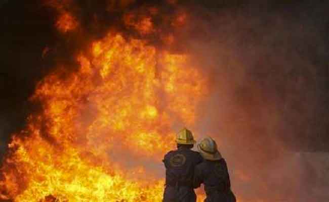 نشوب حريق في مستودع لتخزين العجائن ببني تامو بولاية البليدة