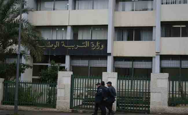وزارة التربية الوطنية تورد الكيفية التي ستتم بها الاستشارة لإبداء الرأي حول فترة إجراء امتحان البكالوريا 2018