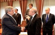 وزير الداخلية الفرنسي في زيارة عمل للجزائر