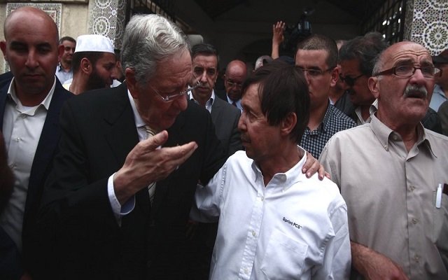 اتصال سعيد بوتفليقة كان كفيل بأن ترفع 