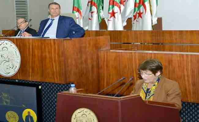 بن غبريت تؤكد أن أكثر من 563 ألف تلميذ استفادوا من التعليم التحضيري في الموسم الدراسي 2017/2018