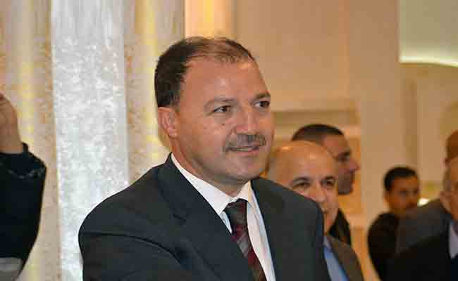 تعيين محمد حطاب وزيرا للشباب والرياضة