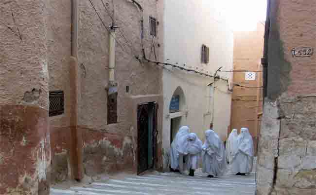 المعرض الدولي السادس للتصوير الفتوغرافي يحتفي بالمرأة الجزائرية و الافريقية