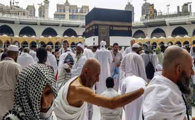 وزارة الداخلية تدعو المواطنين المعنيين بالحج إلى الإسراع في إيداع ملفات التأشيرة