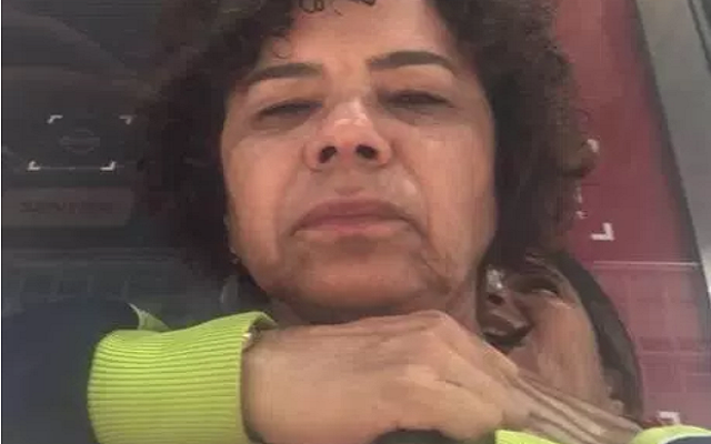 سيلفي السكين حول عنقي أنقذ حياتي