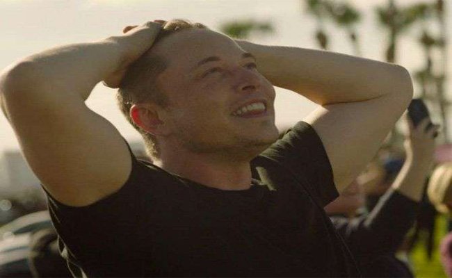 إيلون موسك يخطط لإنشاء شركة حلوى