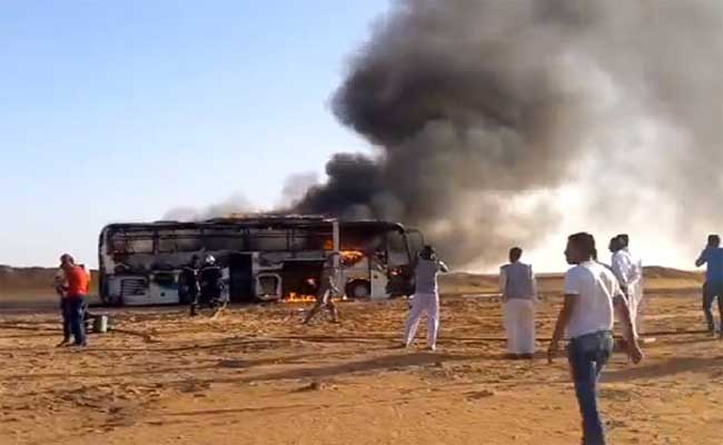 نشوب حريق بمستودع مؤسسة خاصة للنقل يتسبب في احتراق 5 حافلات بتمنراست