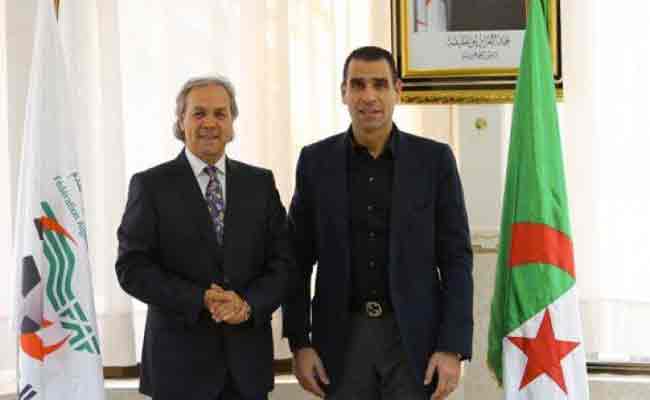 الفاف تعفي ماجر من المنتخب المحلي