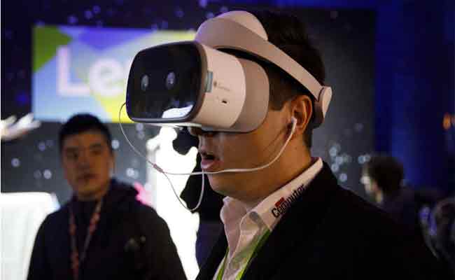 الخوذة VR الجديدة من فيسبوك متوفرة الآن