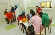 التكفل بالمهاجرين الأفارقة الذين تم إنقاذهم من الغرق