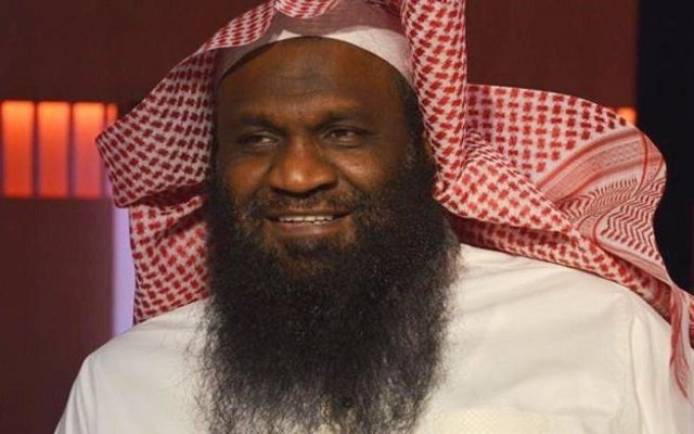 هذا هو الرد الغريب لداعية سعودي على سؤال سيدة ماذا أفعل كي لا يداعبني زوجي في نهار رمضان