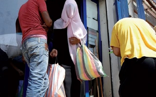 رفع راسك يا با زوالي حاول الانتحار بسبب قفة رمضان