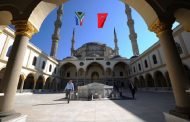 ذبح إمام مسجد وإصابة شخصين آخرين في هجوم عنصري ضد المسلمين بجنوب إفريقيا