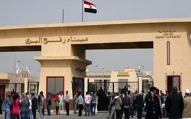 أخيرا السيسي فتح معبر رفح